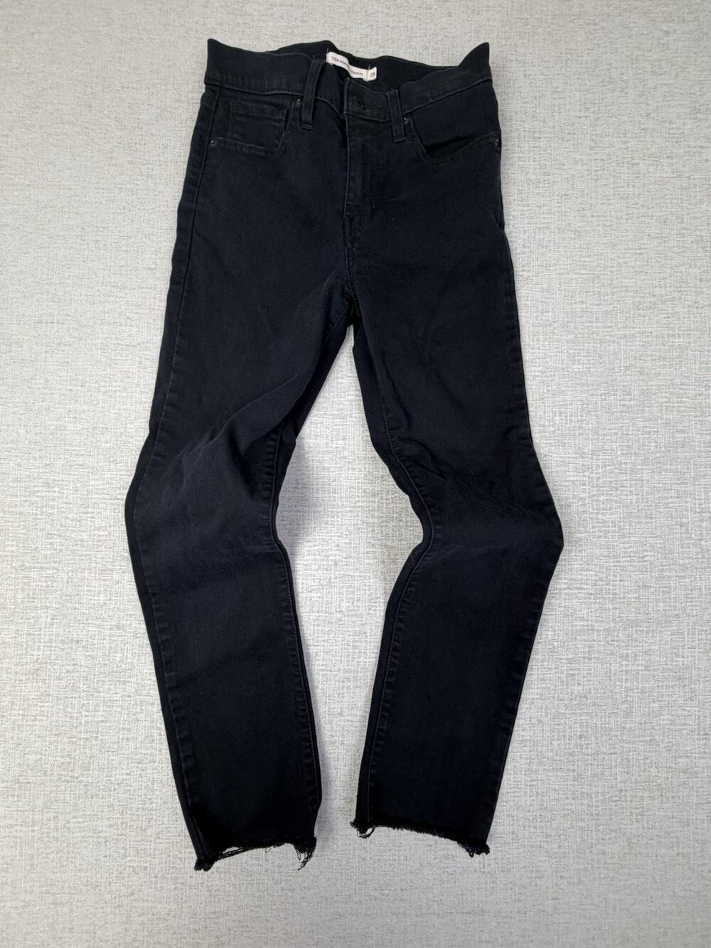 Levi’s Premium 724 Women’s 28 Black High Rise Straight Jeans 26” Inseam